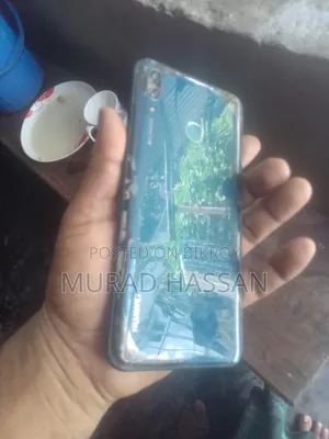 Huawei Y9 128 GB Black