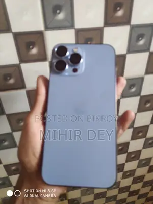 Apple iPhone 128 GB Blue