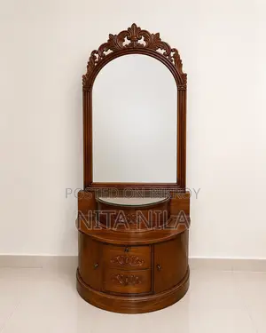 সেগুন কাঠের কারুকাজ করা ড্রেসিং টেবিল