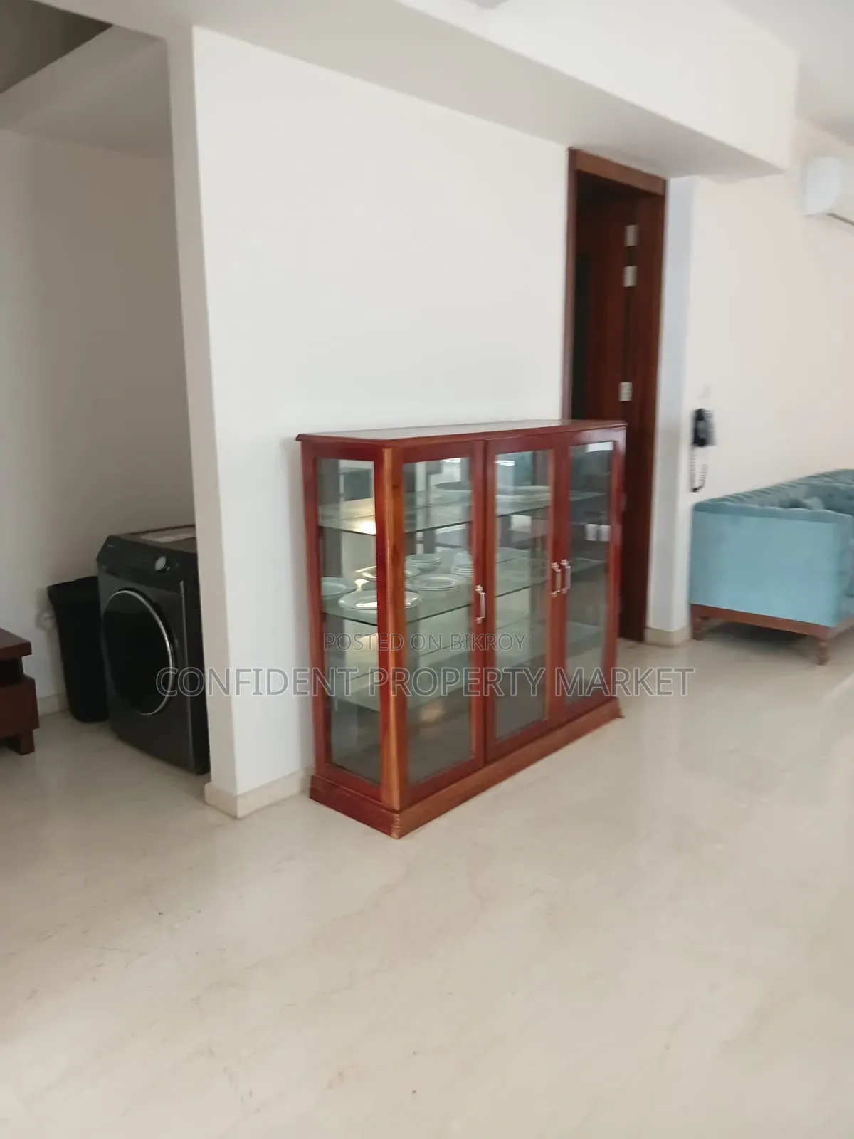Furnished 4bdrm Apartment in Baridhara for rent