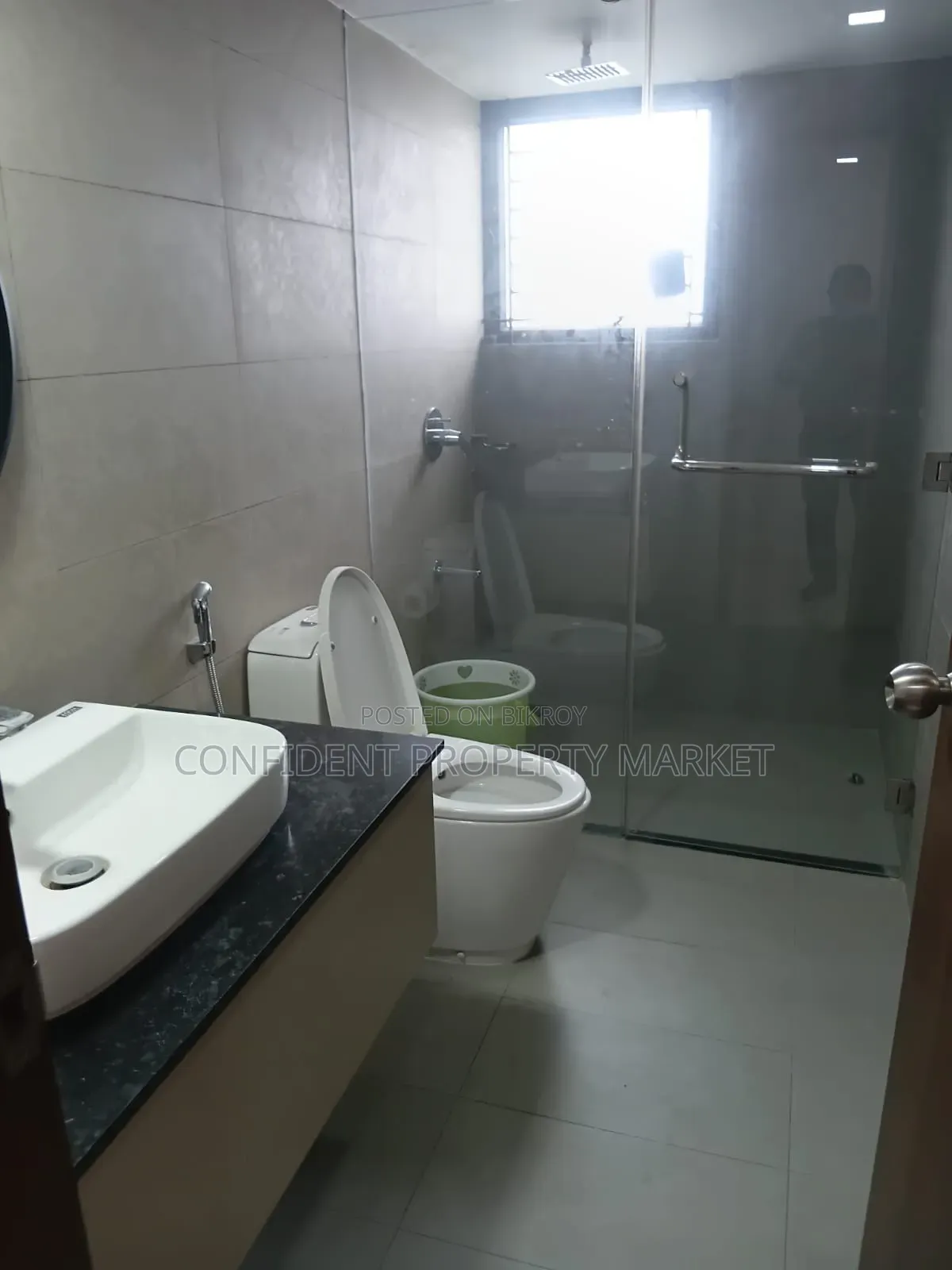 Furnished 4bdrm Apartment in Baridhara for rent