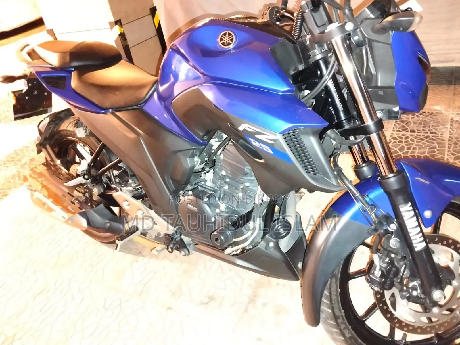 Yamaha FZ 2025 Blue