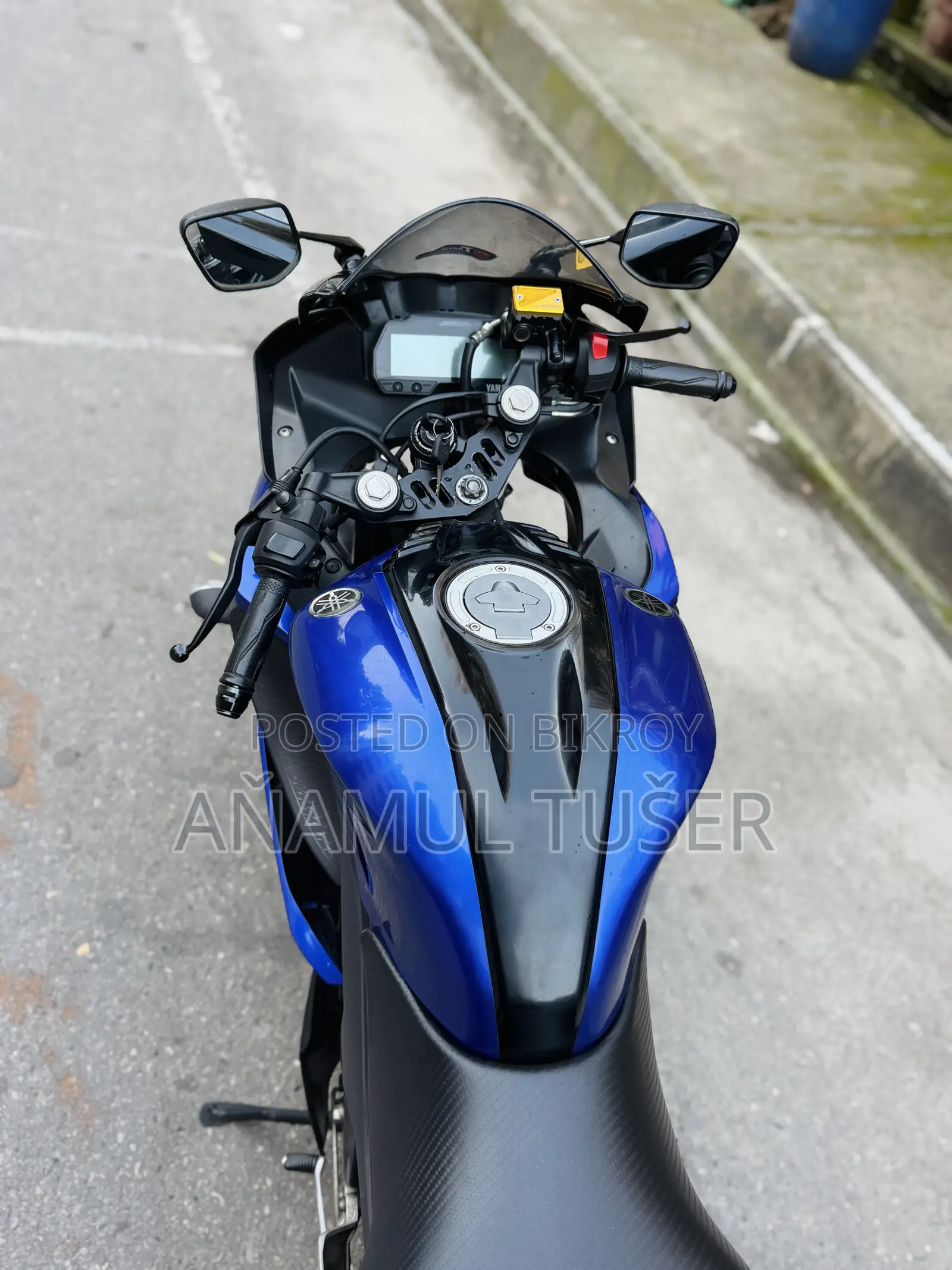 Yamaha R15 V3 2020 Blue