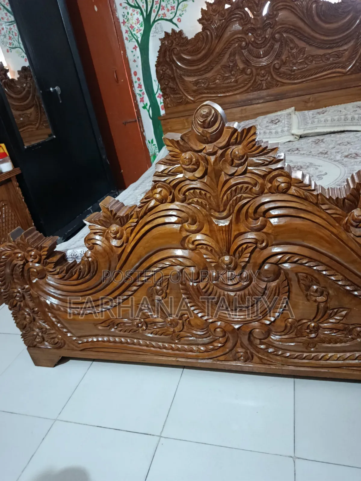 সেগুন কাঠের বক্স খাট