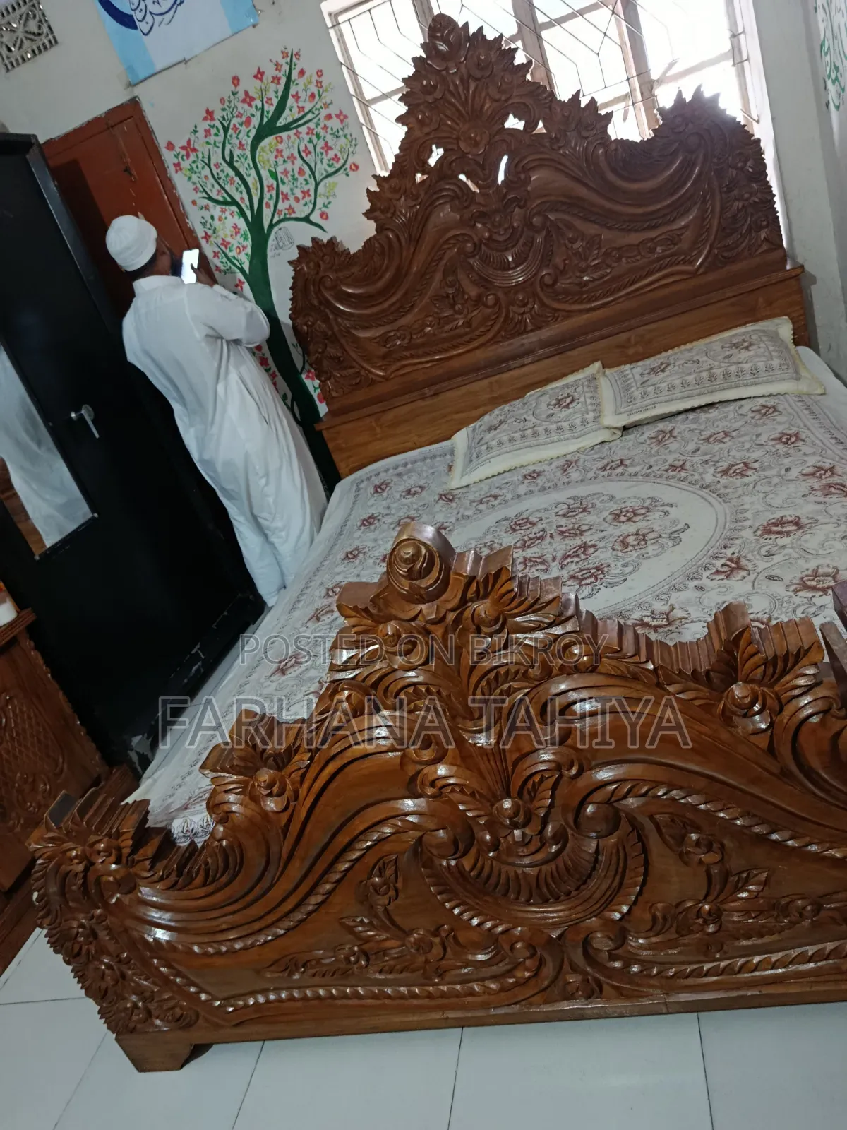 সেগুন কাঠের বক্স খাট