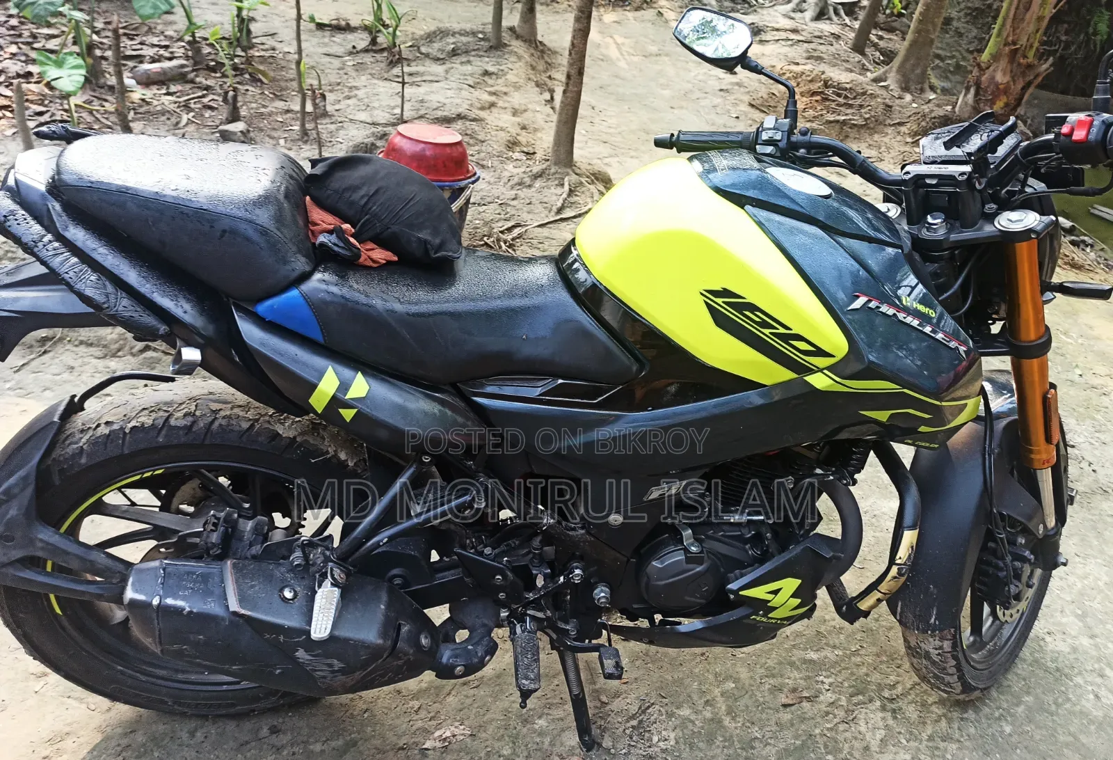 Hero Thriller 160R 4V 2025 Black