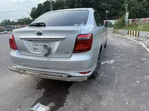 Toyota Axio 2015 Silver