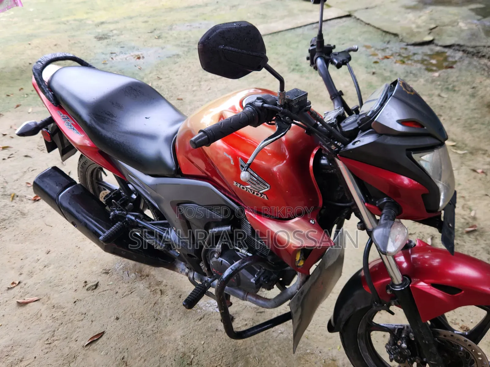Honda CB 2014 Red