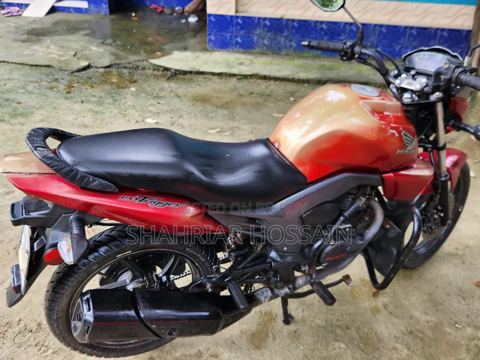 Honda CB 2014 Red
