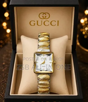 ✨ Luxury Woman— GUCCI Timepiece ✨