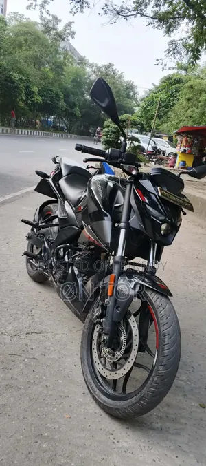 Bajaj Pulsar N160 2022 Black