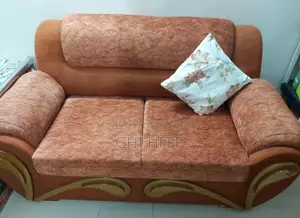 অফিসের প্রিমিয়াম আসবাবপত্র বিক্রি হবে