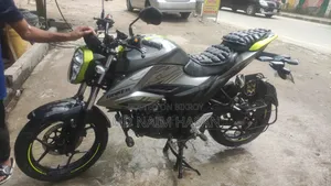 Suzuki Gixxer 2025 Gray