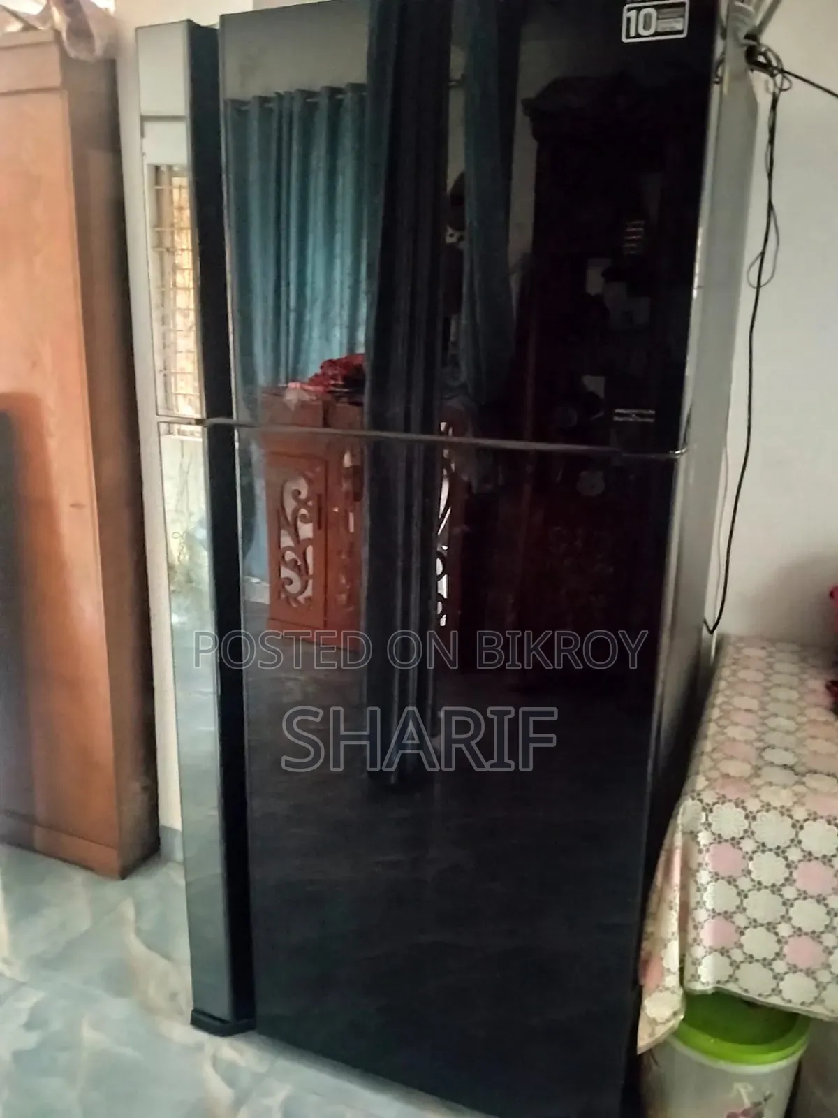 Hitachi Refrigerator
