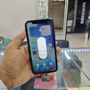Apple iPhone 11 64 GB Black