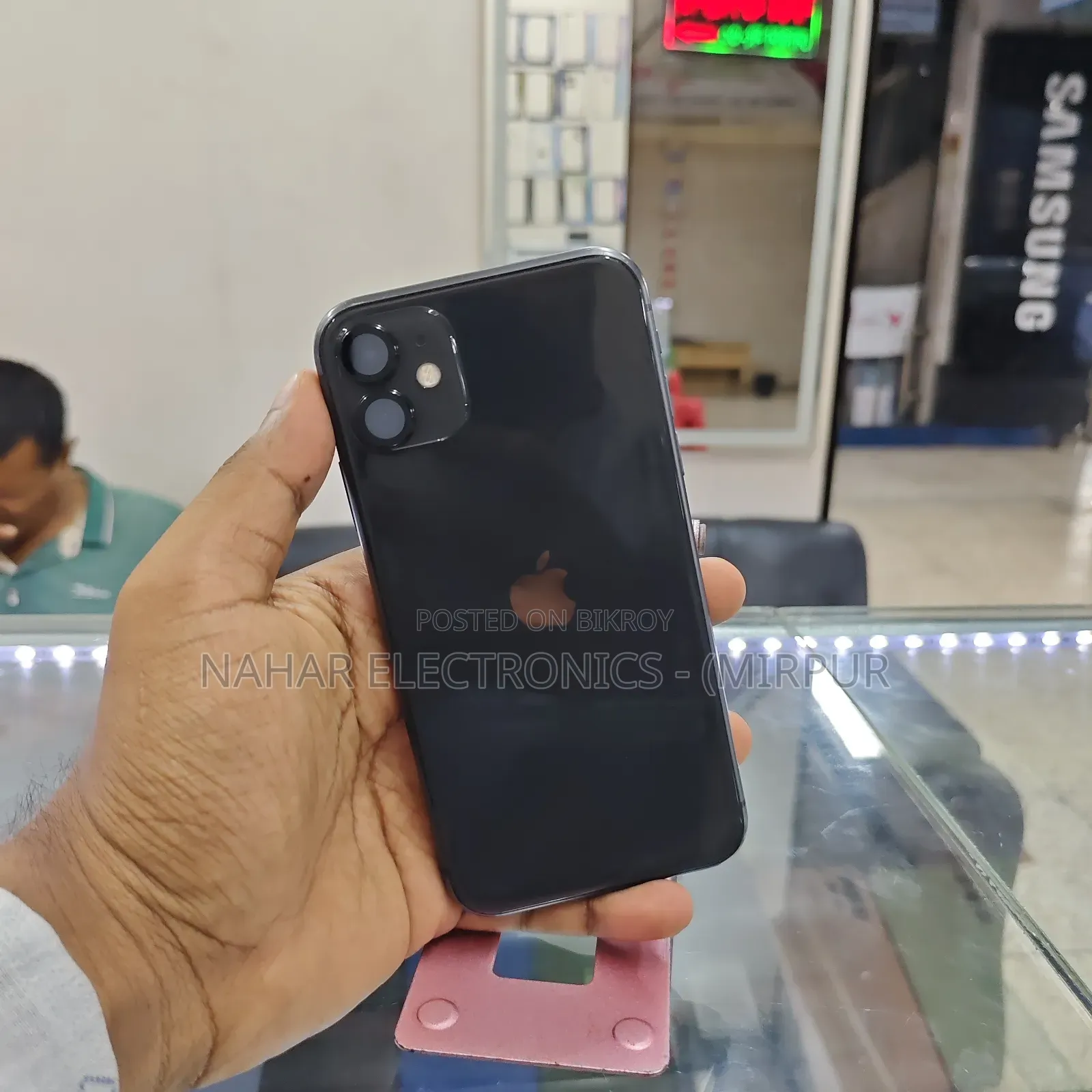 Apple iPhone 11 64 GB Black