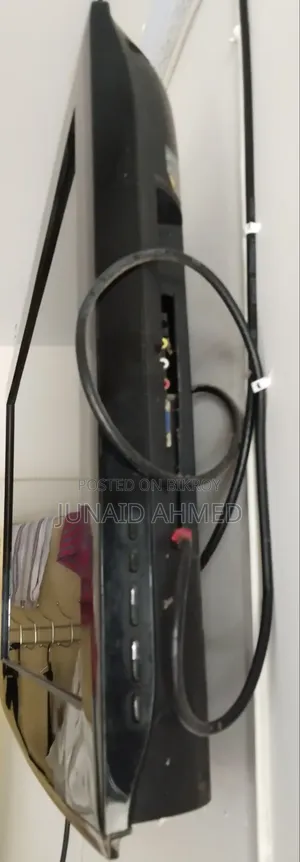 একটি Samsung টিভি বিক্রি হবে।