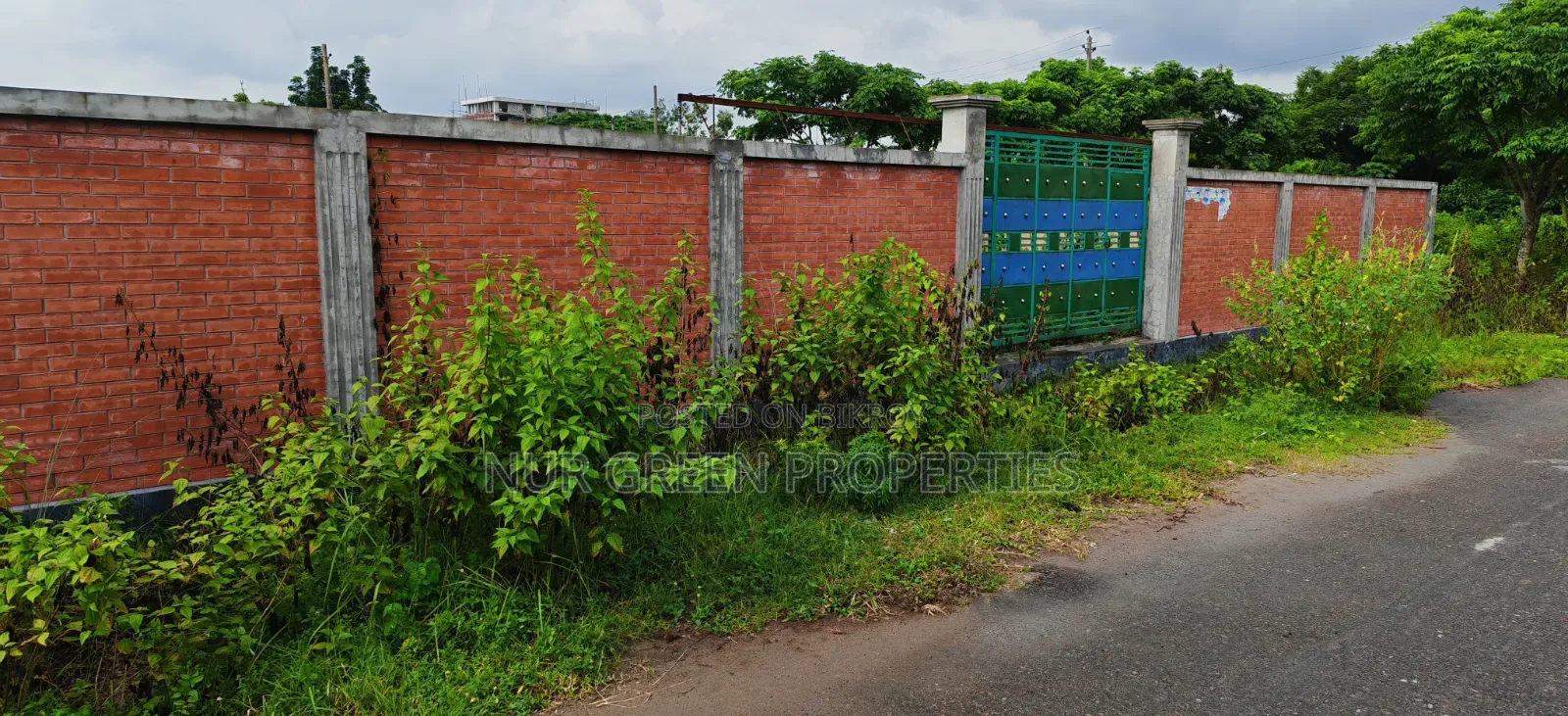 ৩ কাঠা লেকভিউ ও কনার প্লট বিক্রি করা হবে
