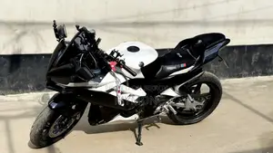 Yamaha R15 V3 2016