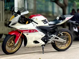 Yamaha R15M 2025 White