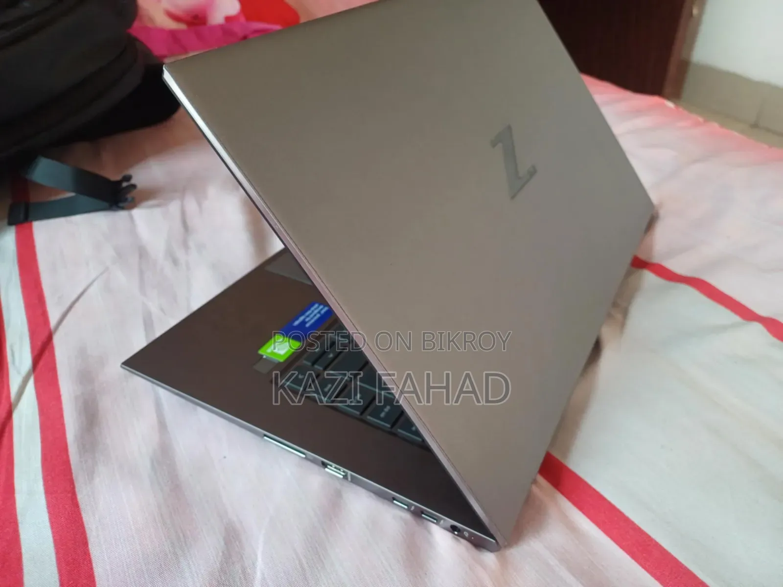 Laptop HP Zbook Studio G7 32GB Intel Core i7 HDD+SSD 512GB