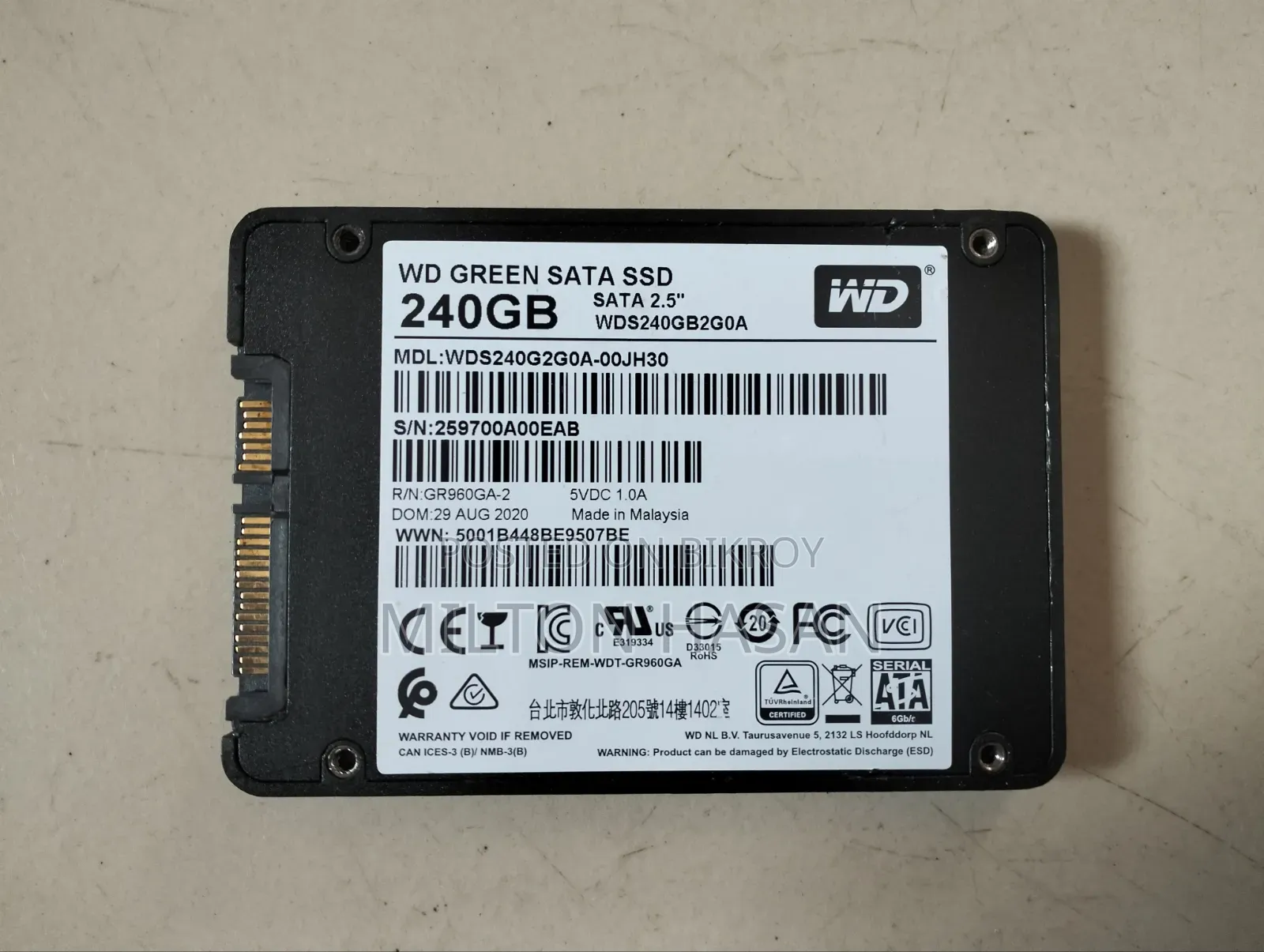 কিছু নষ্ট SSD , HDD, Ram‌, Processor আছে