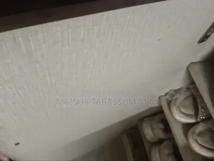 উন্নত মানের বোর্ড দিয়ে তৈরি ব্যবহারযোগ্য তাক বিক্রি হবে।