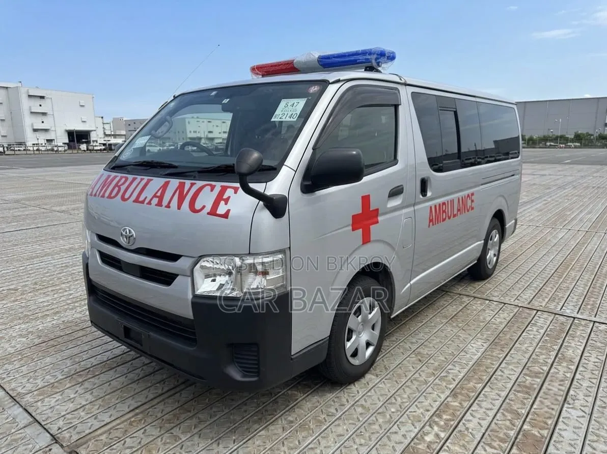 Toyota HiAce 2021 Silver