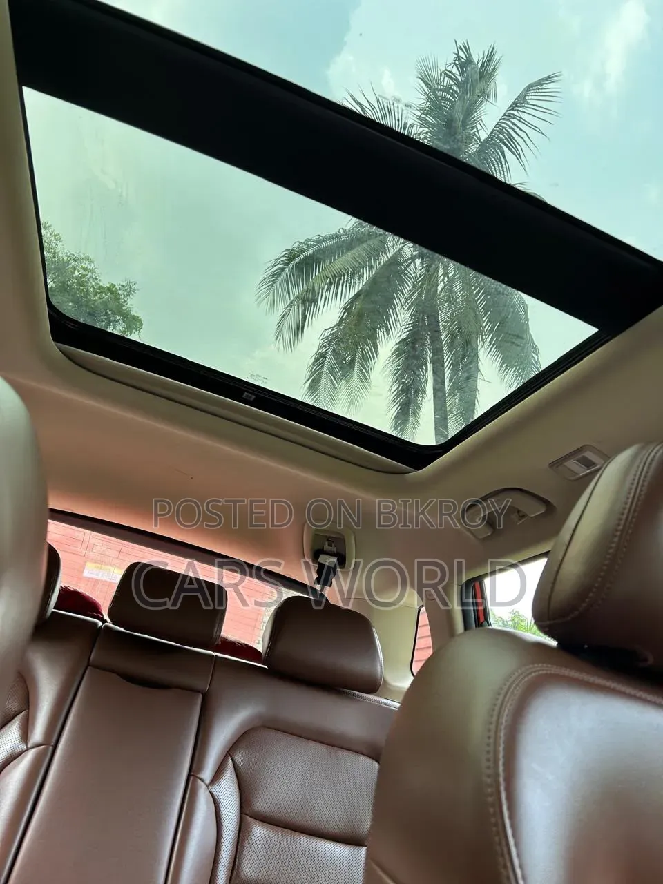 Proton X70 2022 Red