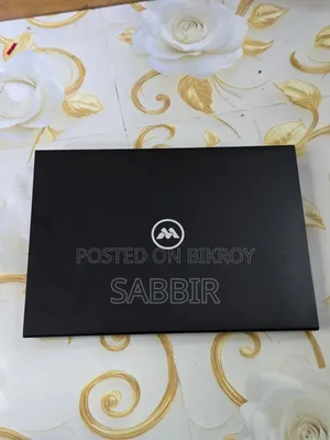 ল্যাপটপ ৪জিবি ইন্টেল কোর আই৩ এসএসডি ৫১২জিবি