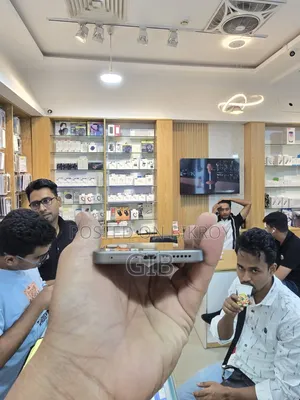 Vivo V70 256 GB Gray