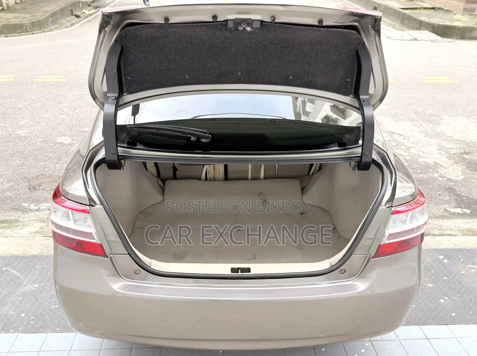 Toyota Premio 1.5 FWD 2010 Gray