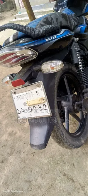Bajaj Discover 100 2017 Black