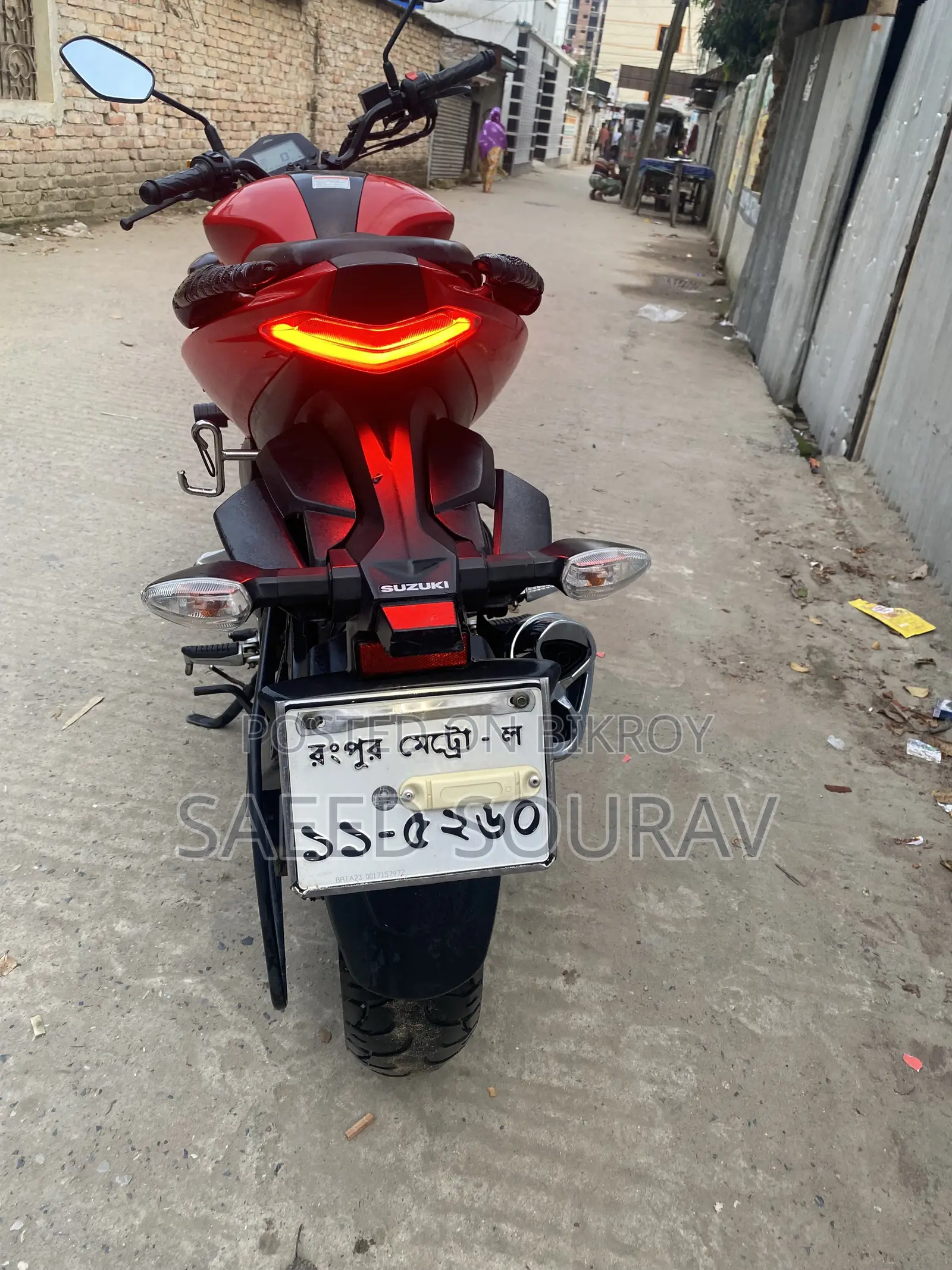 Suzuki Gixxer 2022 Red