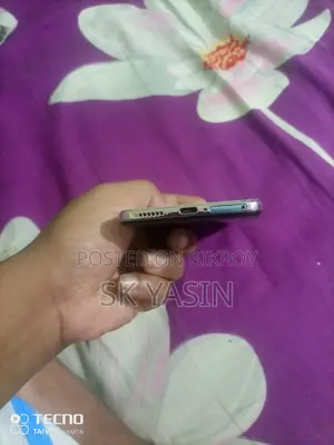 Vivo V21 128 GB Purple