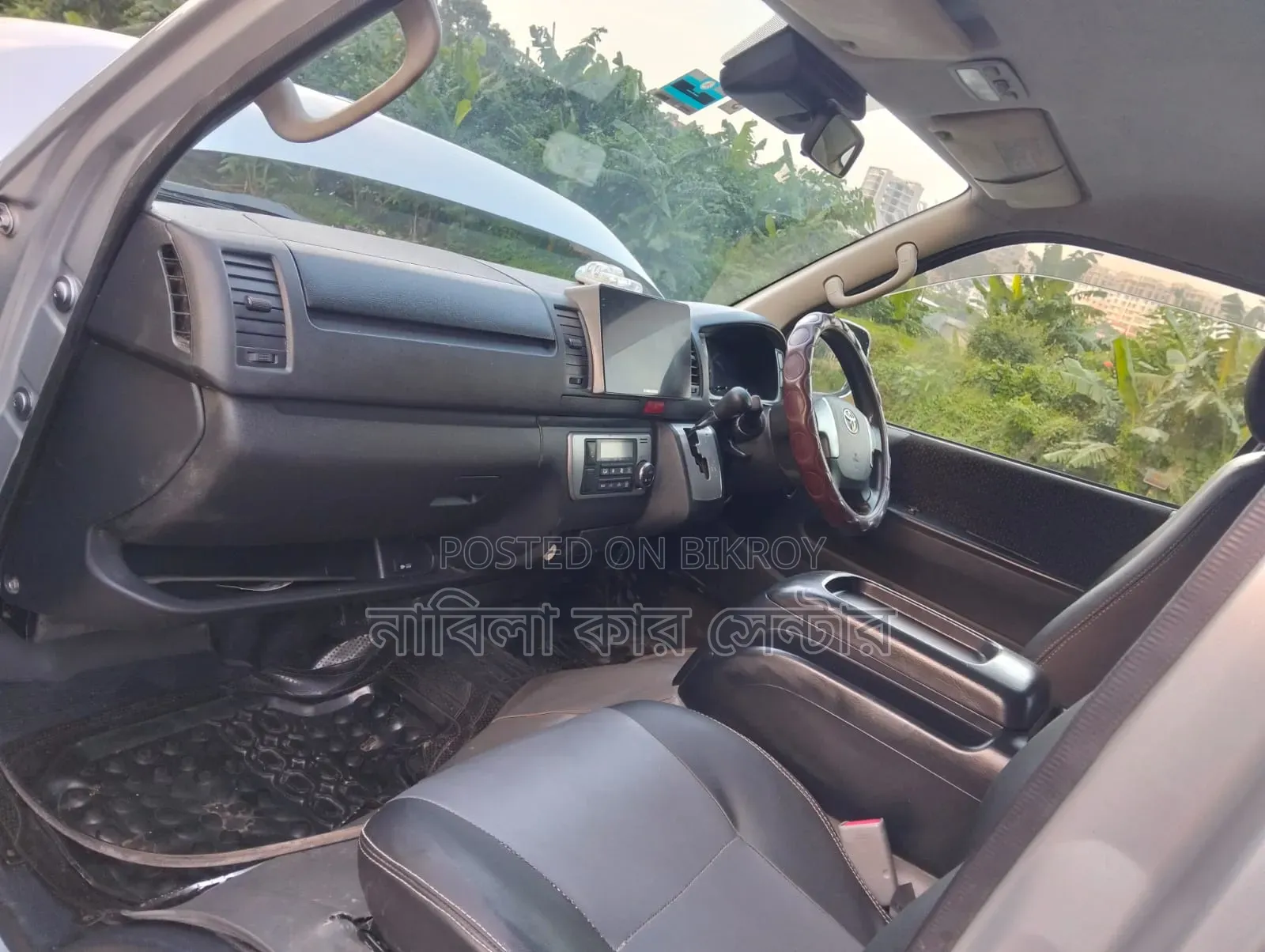 Toyota HiAce 2019 Silver