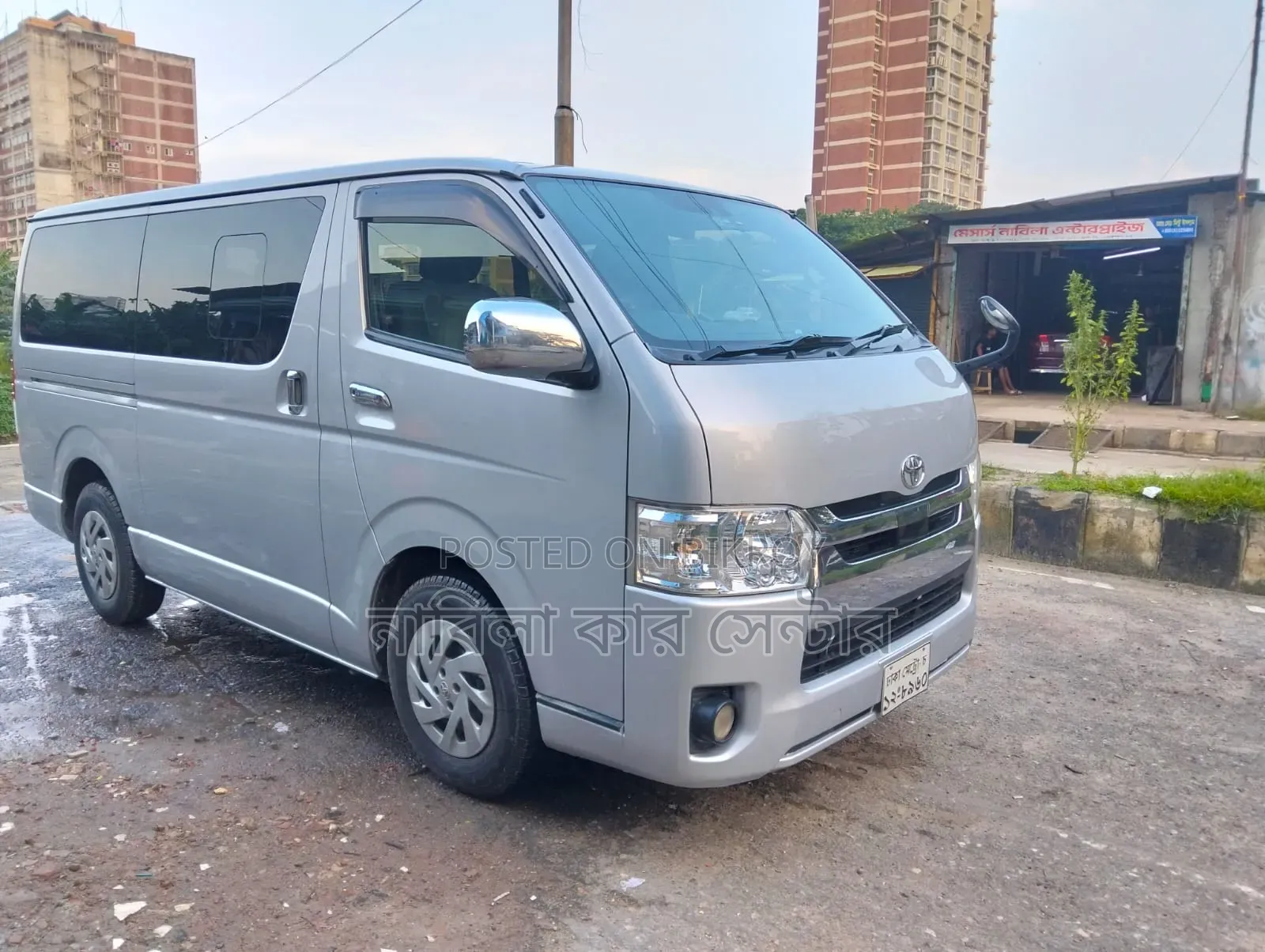 Toyota HiAce 2019 Silver