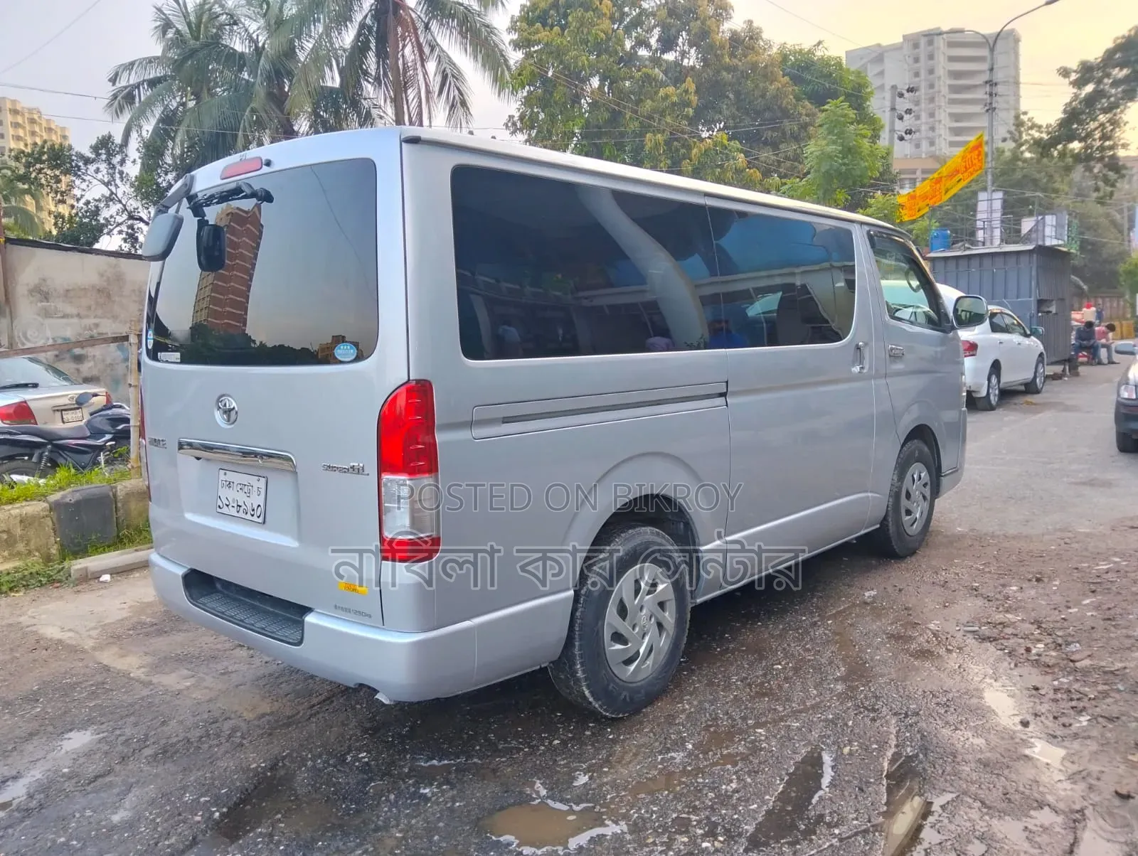 Toyota HiAce 2019 Silver