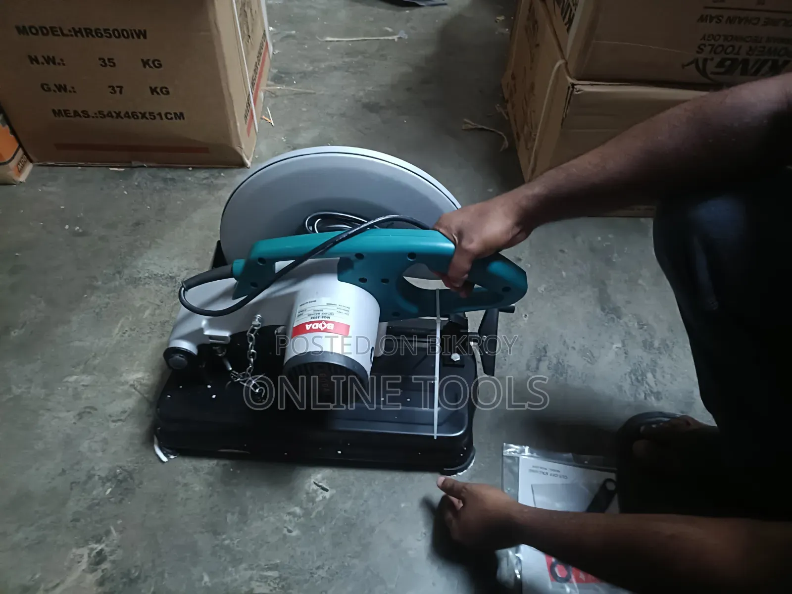 BODA (Model: M8-355f Cut-Off Machine)
