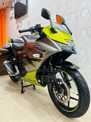 Suzuki Gixxer SF 2025 গ্রিন