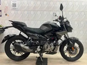Hero Xtreme 125R 2025 Black