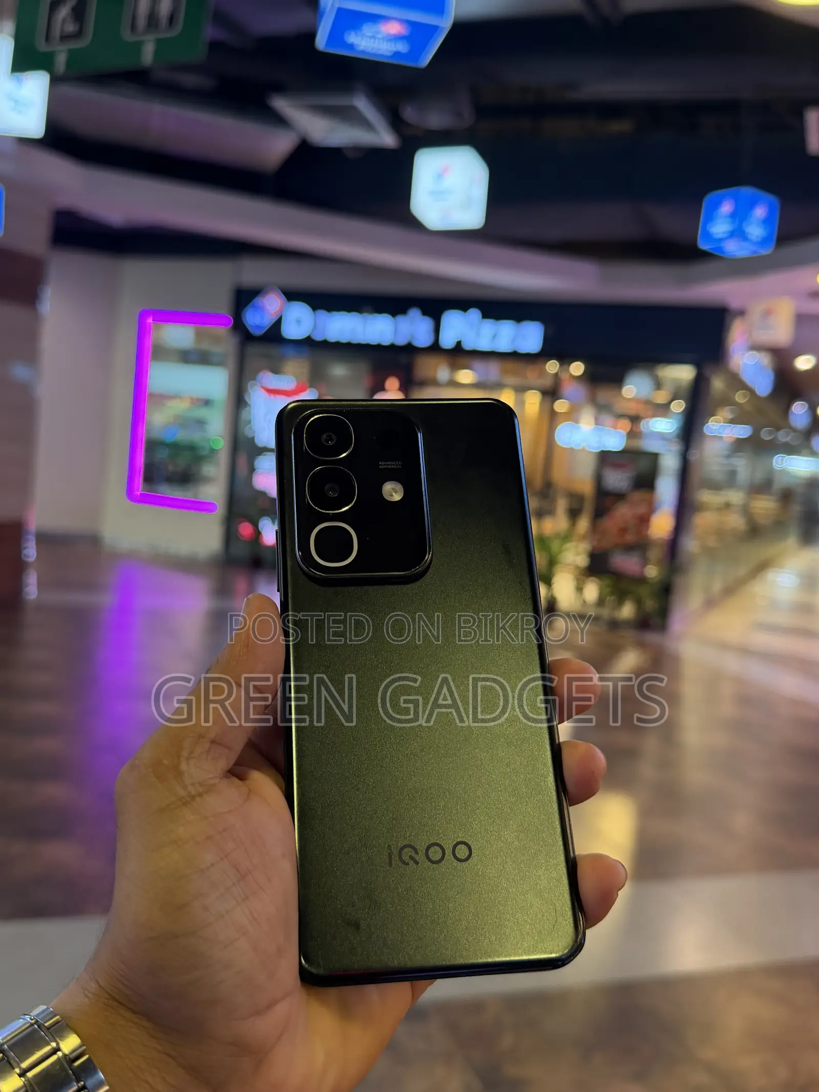 iQOO Z10x 128 GB Gold