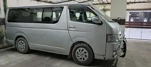 টয়োটা ম্যাট্রিক্স ২০০৯ সিলভার