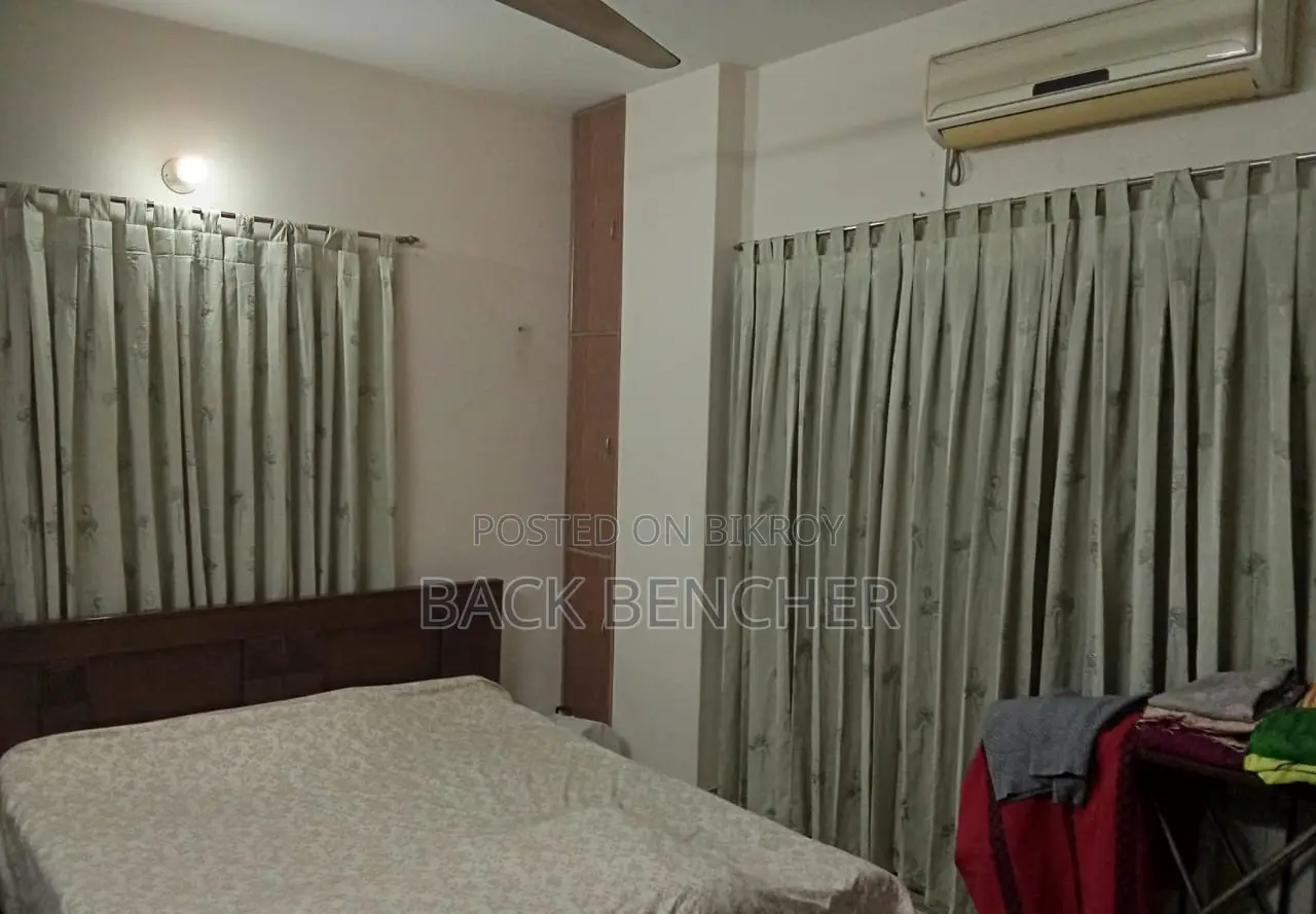 3bdrm Apartment in Shyamoli for rent