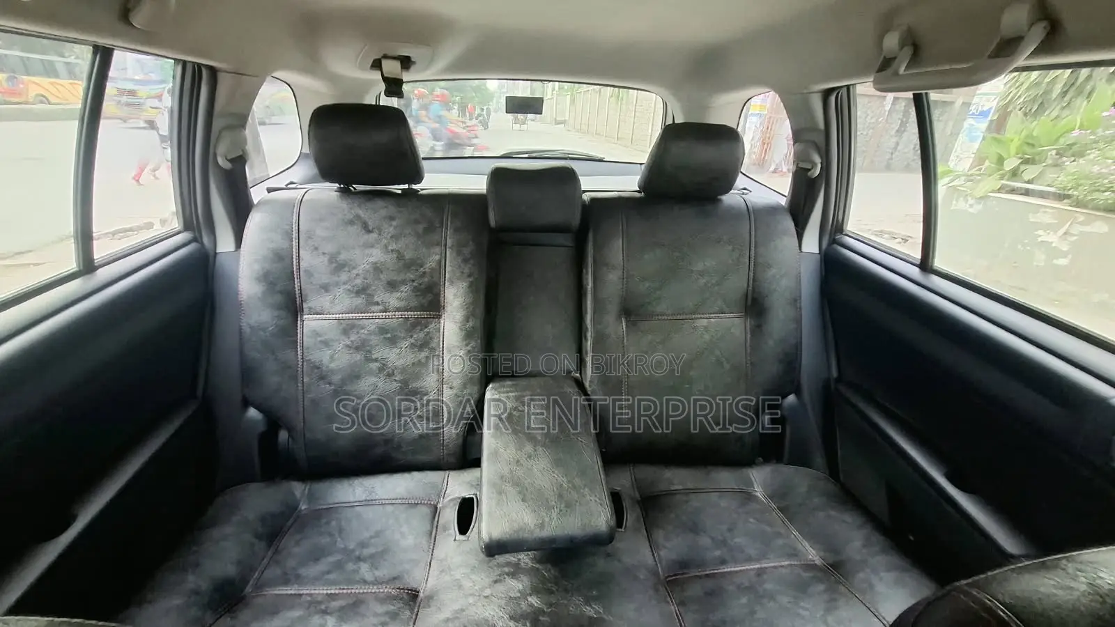 Toyota Axio 1.5 Hybrid G 2WD 2013 Black