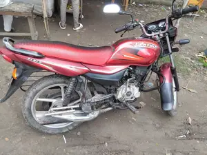Bajaj Platina 100 2017 Red