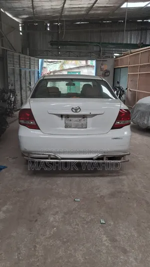 Toyota Axio 2007 White