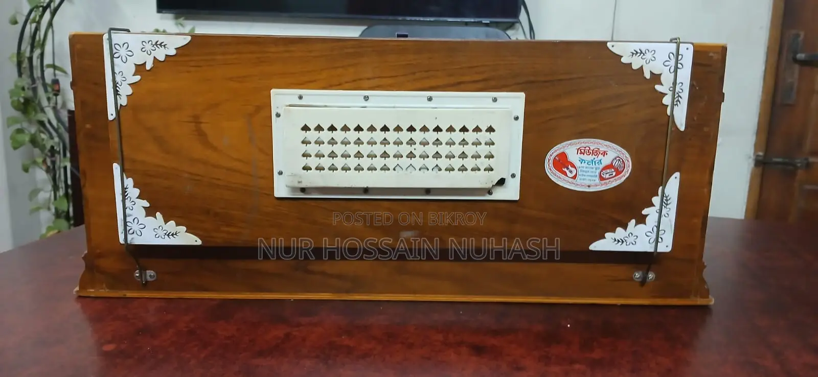 Wooden Harmonium for Sale – Good Condition | Smooth Sound