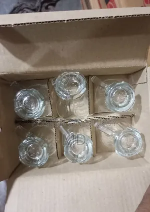 Get 1 packet of chapati and 1 can of milk free upon purchasing 6 pieces of tea cups!