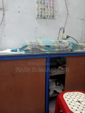 দোকান এ ব্যবহার করি পড়ে আছে এখন
